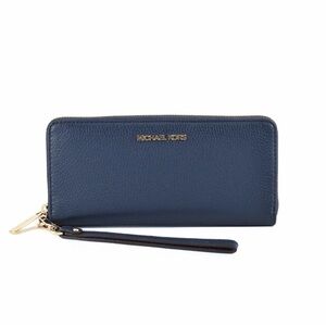 Michael Kors Jet Set Travel Continental wallet